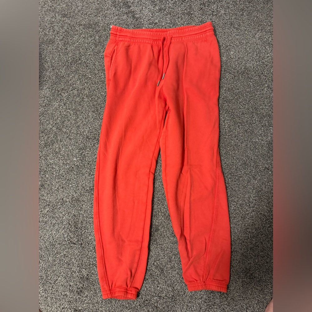 Aerie Chill Jogger in Holiday Red